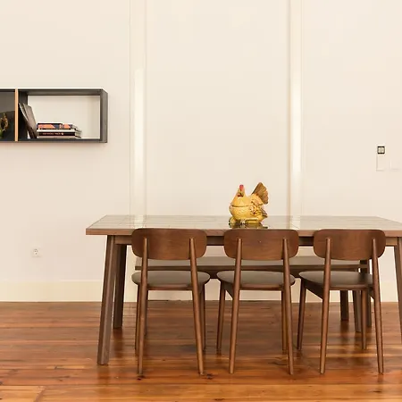 Apartament The Visionaire